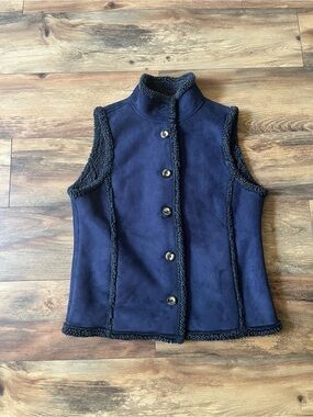 L.L.Bean Womens Medium Sherpa Lined Faux Suede Vest Navy Blue Button Cozy M